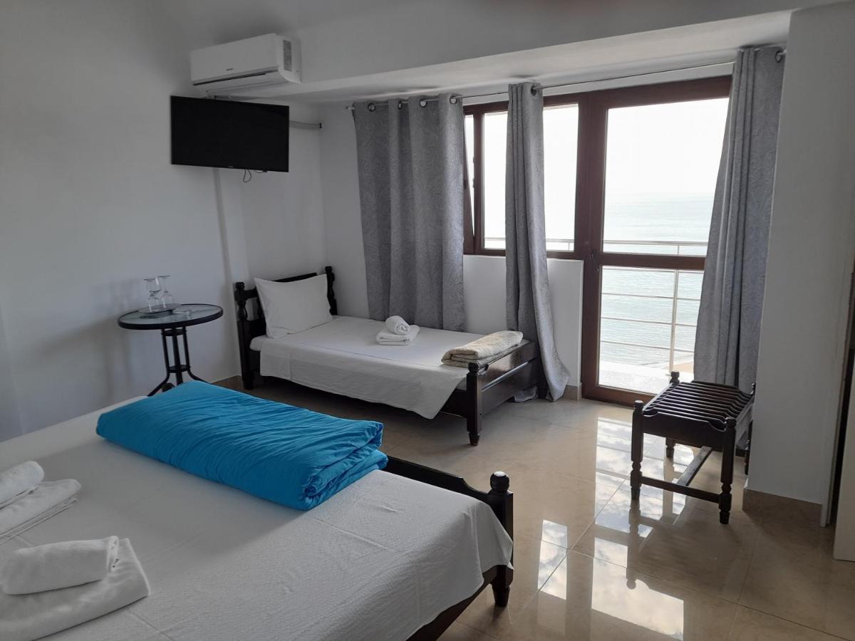 Hotel S&K Dotro Costinesti Esterno foto